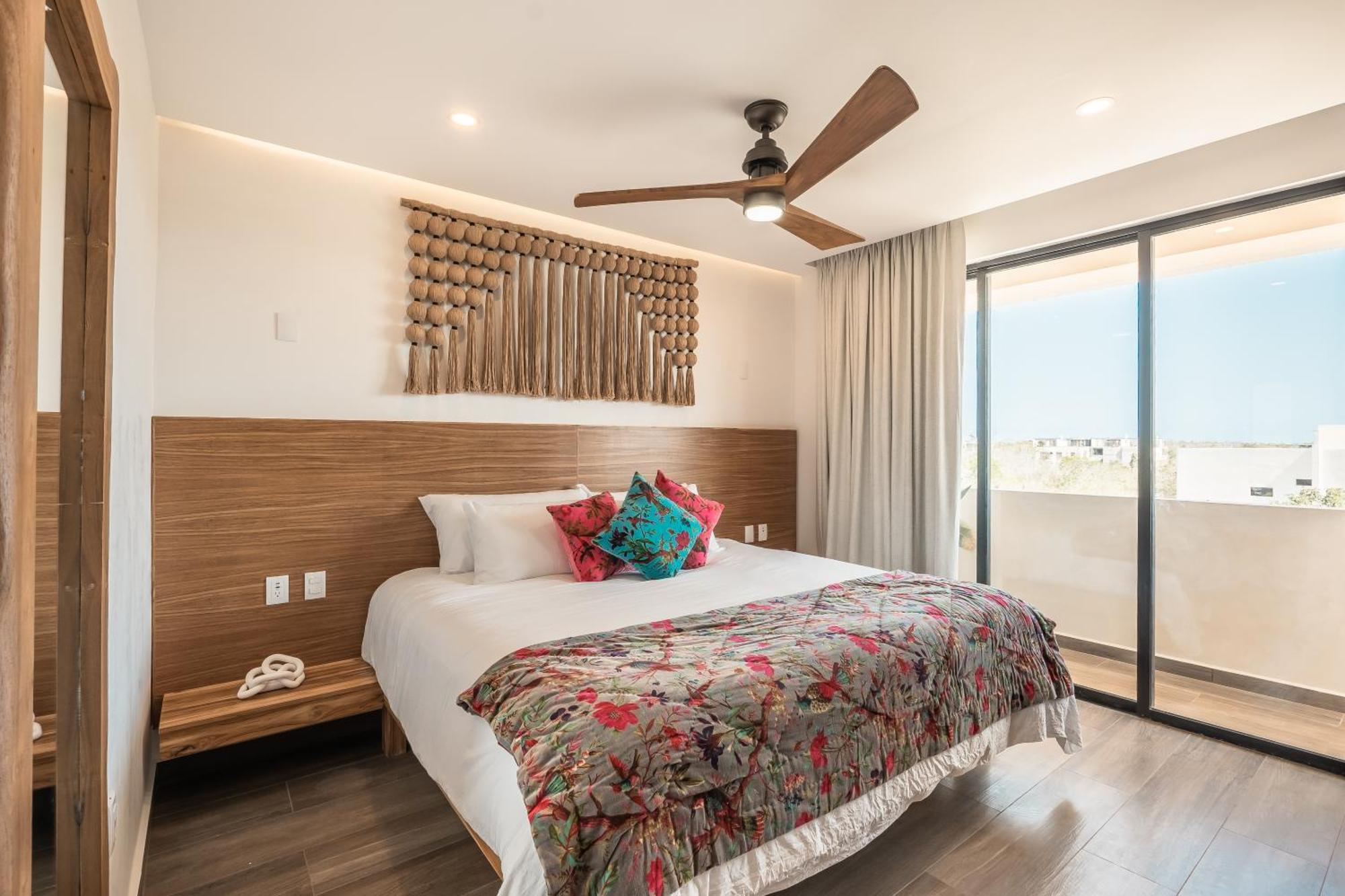 Apartment Deluxe 2-story Penthouse Pool & Bbq Rooftop