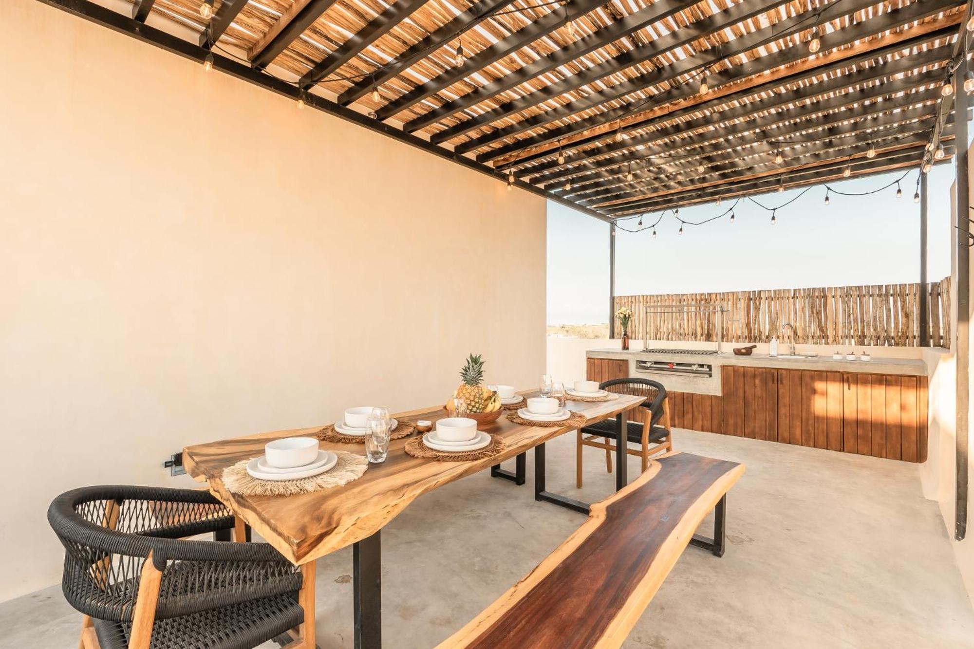 Apartment Deluxe 2-story Penthouse Pool & Bbq Rooftop *